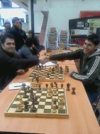 Chaca y Uki jugando atomico en Bogota 12/04/11